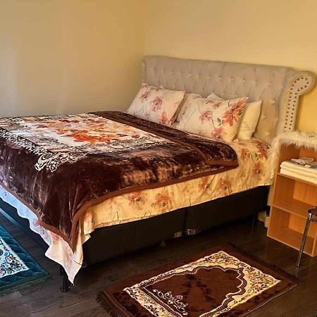 Divine Villa And Resorts 67 Sherman 5Mins To Ewr Airport And 4Mins To Penn Station Newark, 20Mins To New York Eksteriør billede